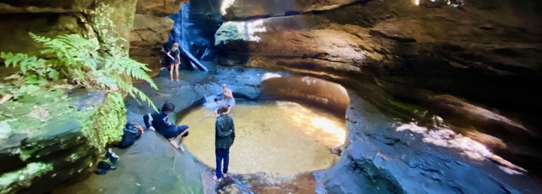Kindlehill students explore the cool serenity of Centennial Glen canyon, honouring the wildness of the Blue Mountains through adventure.
